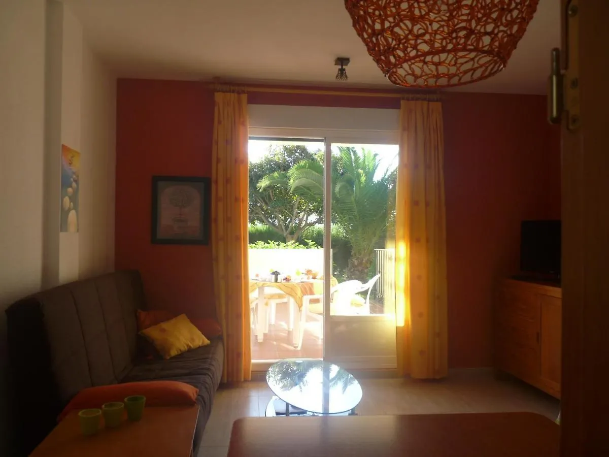 Casa Esquina Verde : The Best Location In The Naturist Zone Of Vera Playa!