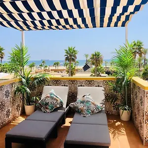  Apartamento ático De Lujo En Primera Línea 2 Balcones Con Vistas Al Mar, Playa